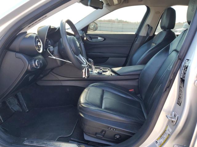 ZARFAEDNXH7528647 - 2017 ALFA ROMEO GIULIA Q4 银色 照片 7