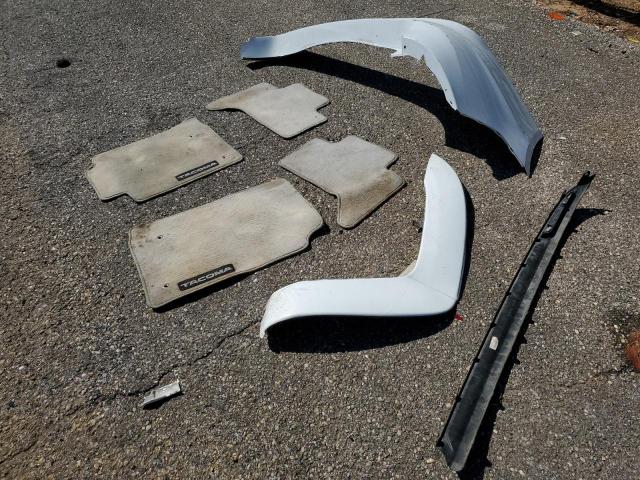 3TMJU62N98M058718 - 2008 TOYOTA TACOMA DOUBLE CAB PRERUNNER WHITE photo 12