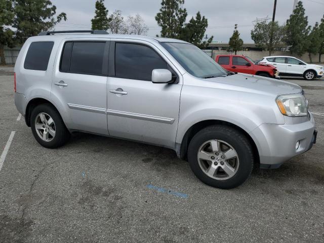 5FNYF3H55AB011713 - 2010 HONDA PILOT EXL SILVER photo 4