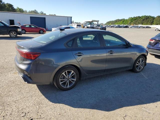 3KPF24AD0PE568070 - 2023 KIA FORTE LX GRAY photo 3