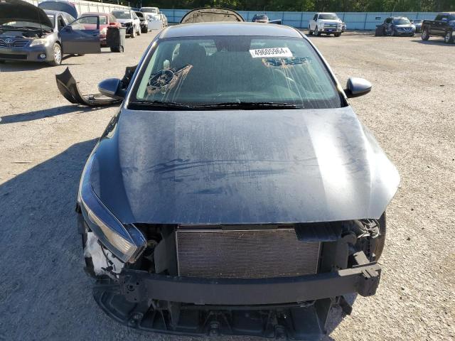 3KPF24AD0PE568070 - 2023 KIA FORTE LX GRAY photo 5