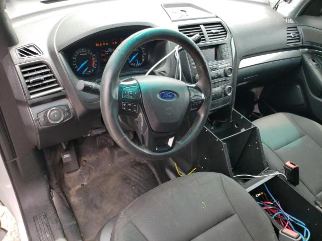 1FM5K8AR4JGC95037 - 2018 FORD EXPLORER POLICE INTERCEPTOR WHITE photo 8