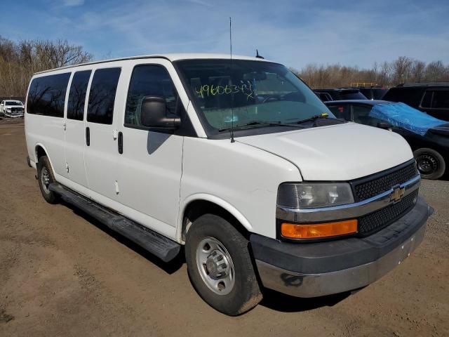 1GAZG1FF4F1111523 - 2015 CHEVROLET EXPRESS G3 LT WHITE photo 4