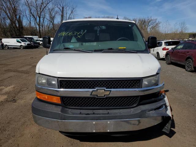 1GAZG1FF4F1111523 - 2015 CHEVROLET EXPRESS G3 LT WHITE photo 5