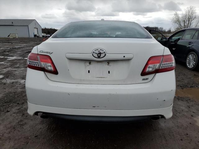 4T1BF3EK8AU544402 - 2010 TOYOTA CAMRY BASE WHITE photo 6