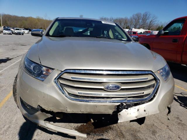 1FAHP2F80JG110178 - 2018 FORD TAURUS LIMITED GOLD photo 5