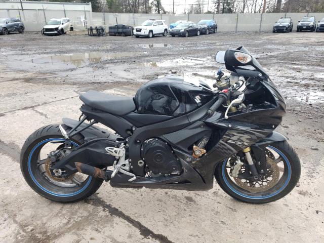 2011 SUZUKI GSX750, 