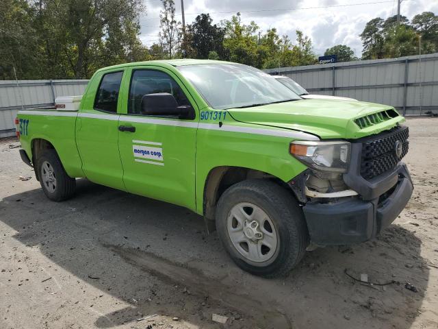 5TFRM5F17JX133906 - 2018 TOYOTA TUNDRA DOUBLE CAB SR/SR5 GREEN photo 4
