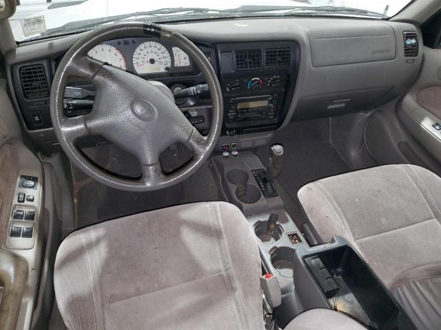 5TEGN92N92Z126941 - 2002 TOYOTA TACOMA DOUBLE CAB PRERUNNER SILVER photo 8