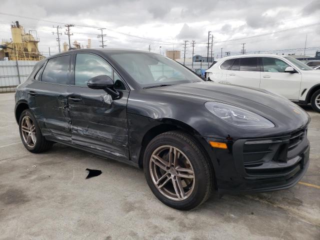 WP1AA2A52RLB02367 - 2024 PORSCHE MACAN BASE BLACK photo 4