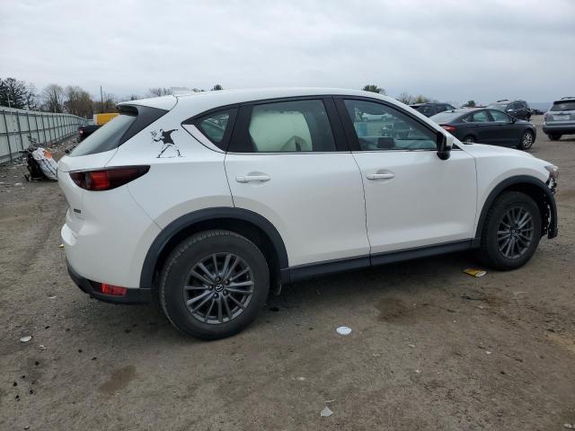 JM3KFBBL4H0149329 - 2017 MAZDA CX-5 SPORT WHITE photo 3