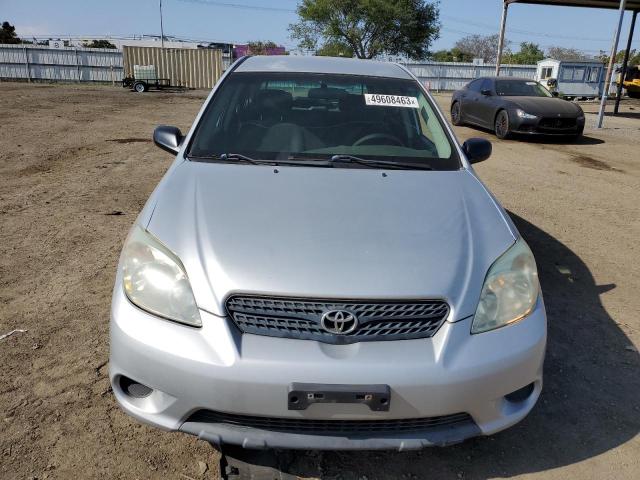 2T1KR32E96C586124 - 2006 TOYOTA MATRIX XR SILVER photo 5