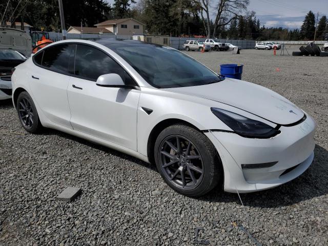 5YJ3E1EBXMF876192 - 2021 TESLA MODEL 3 WHITE photo 4