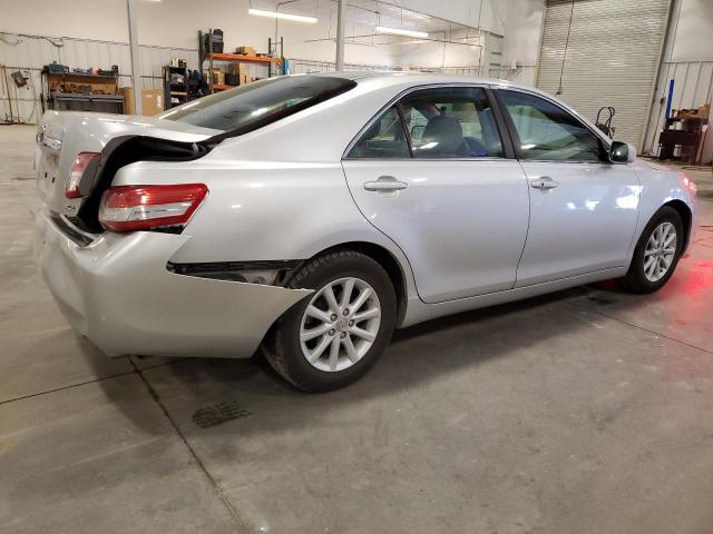 4T4BF3EK1BR149226 - 2011 TOYOTA CAMRY BASE SILVER photo 3