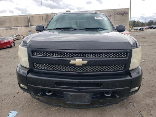 3GCPKSE32BG137818 - 2011 CHEVROLET SILVERADO K1500 LT BLACK photo 5