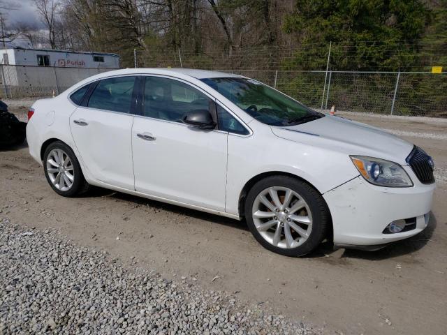 1G4PP5SK7C4232710 - 2012 BUICK VERANO WHITE photo 4