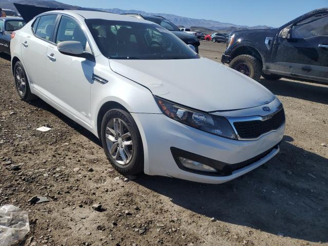 5XXGM4A79CG053479 - 2012 KIA OPTIMA LX WHITE photo 4