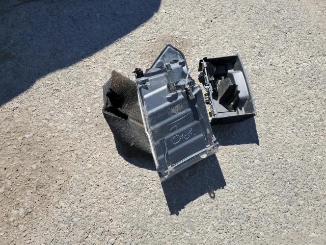 1C6RR7FM7JS273045 - 2018 RAM 1500 ST Boz foto 12