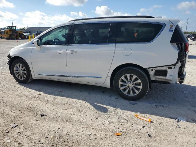 2C4RC1BG1HR520479 - 2017 CHRYSLER PACIFICA TOURING L WHITE photo 2