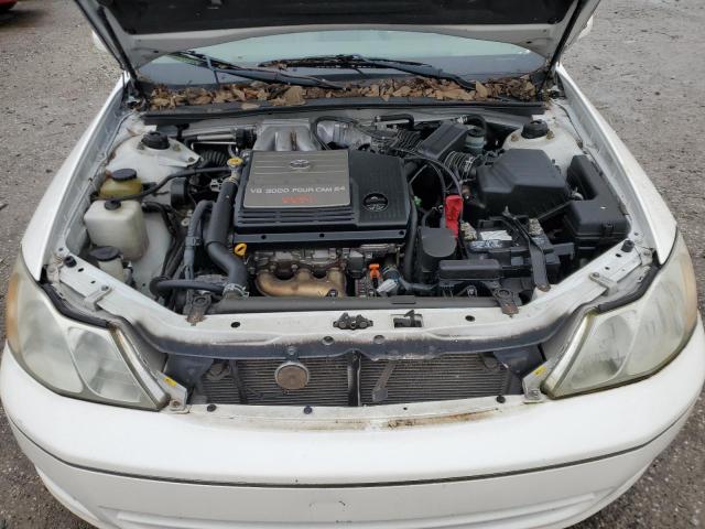 4T1BF28B52U199448 - 2002 TOYOTA AVALON XL WHITE photo 11