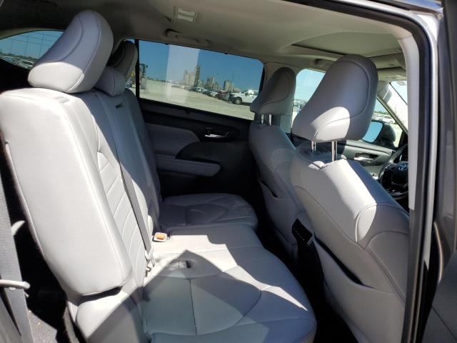 5TDGZRBH4MS088565 - 2021 TOYOTA HIGHLANDER XLE GRAY photo 11