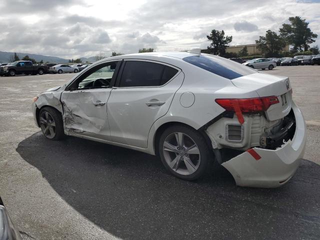 19VDE1F7XDE016256 - 2013 ACURA ILX 20 TECH WHITE photo 2