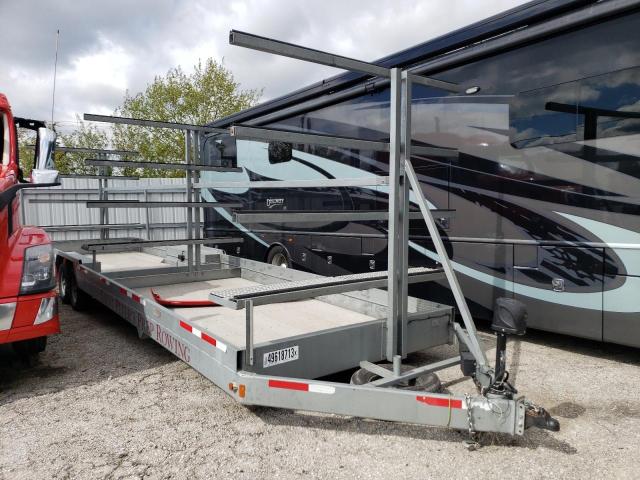 100BH3927KG005156 - 2019 MONON 45X96 TRAILER SILVER photo 1