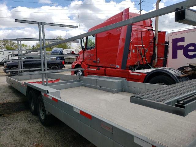 100BH3927KG005156 - 2019 MONON 45X96 TRAILER SILVER photo 3