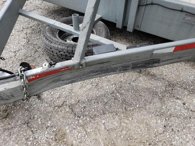 100BH3927KG005156 - 2019 MONON 45X96 TRAILER SILVER photo 9