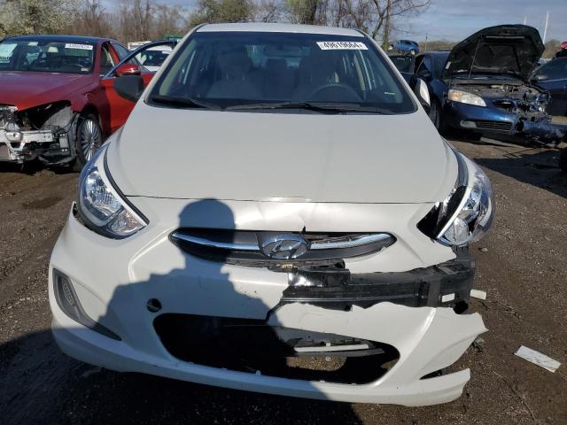 KMHCT4AE0FU934551 - 2015 HYUNDAI ACCENT GLS WHITE photo 5