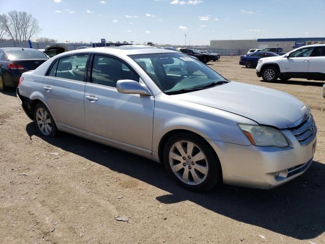 4T1BK36B16U106886 - 2006 TOYOTA AVALON XL SILVER photo 4