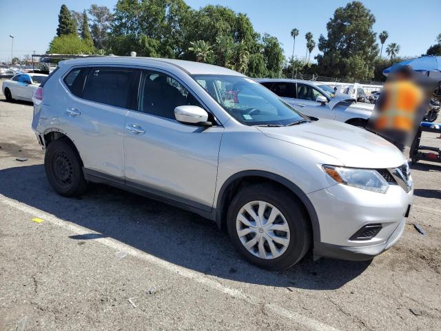 KNMAT2MT7FP513502 - 2015 NISSAN ROGUE S SILVER photo 4