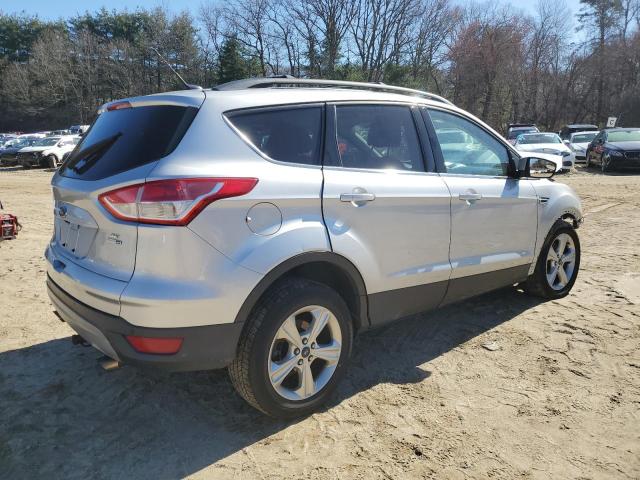 1FMCU9G90GUA71398 - 2016 FORD ESCAPE SE SILVER photo 3