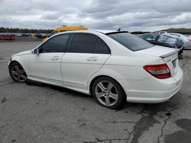 WDDGF8BB6AR120298 - 2010 MERCEDES-BENZ C 300 4MATIC WHITE photo 2