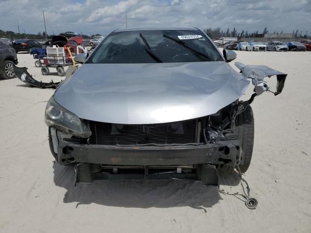 4T1BF1FK3GU506944 - 2016 TOYOTA CAMRY LE SILVER photo 5