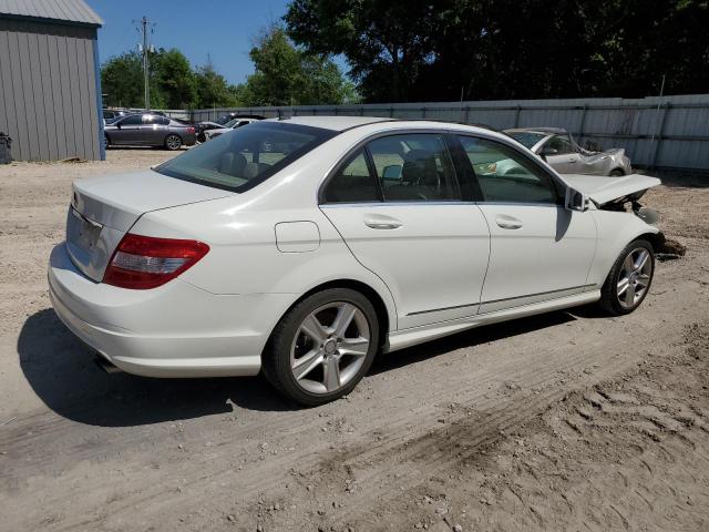 WDDGF5EB0AR110229 - 2010 MERCEDES-BENZ C 300 WHITE photo 3