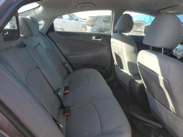 5NPEB4AC4CH308781 - 2012 HYUNDAI SONATA GLS GRAY photo 10