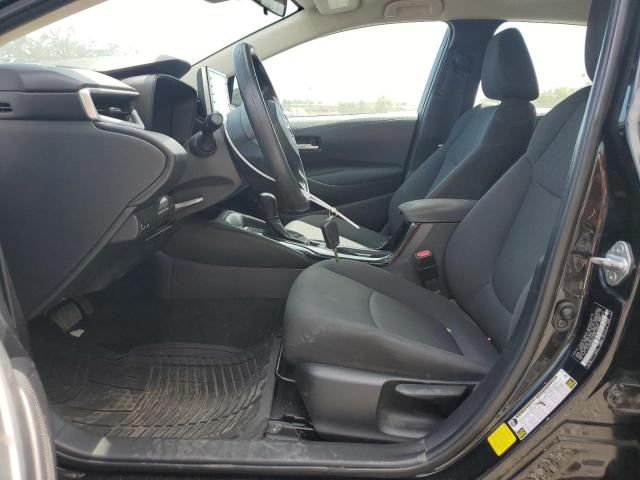 5YFEPMAE7MP155420 - 2021 TOYOTA COROLLA LE შავი ფოტო 7