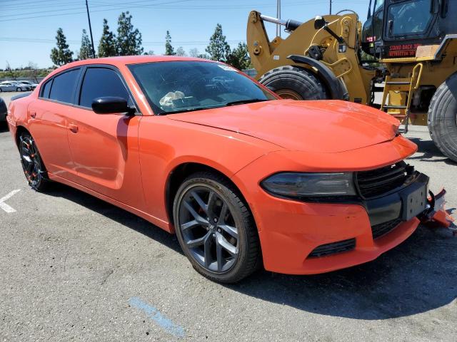 2C3CDXBG5KH666908 - 2019 DODGE CHARGER SXT ORANGE photo 4