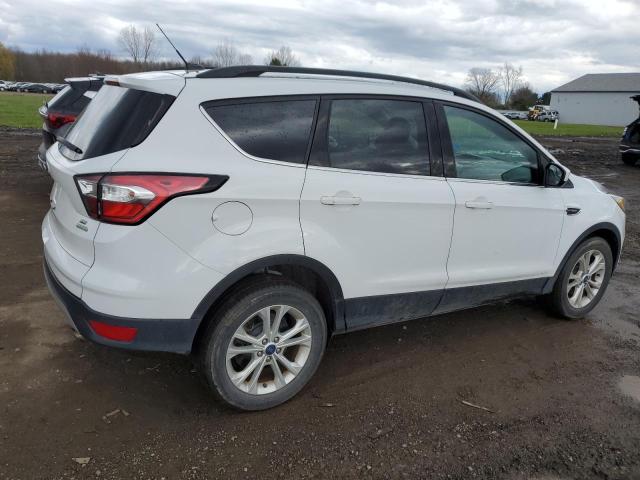 1FMCU0GD4JUA11471 - 2018 FORD ESCAPE SE WHITE photo 3