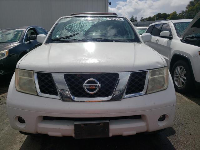 5N1AR18W85C788164 - 2005 NISSAN PATHFINDER LE თეთრი ფოტო 5