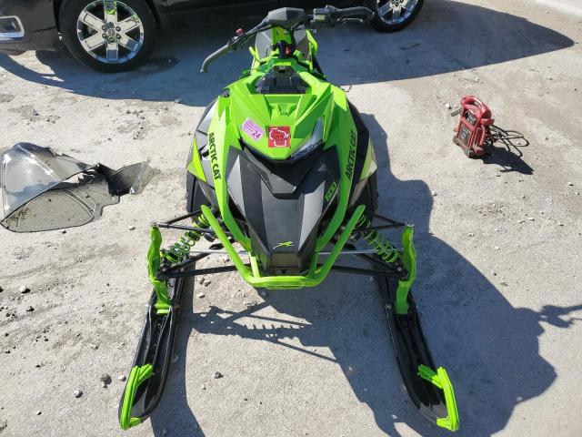 4UF1S2GG9RT103581 - 2024 ARCTIC CAT SNOWMOBILE 双色 照片 5