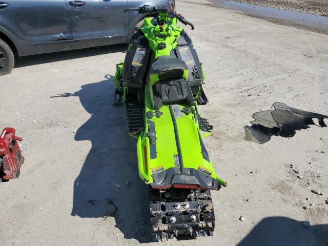 4UF1S2GG9RT103581 - 2024 ARCTIC CAT SNOWMOBILE 双色 照片 6