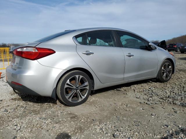 KNAFX4A87G5528162 - 2016 KIA FORTE EX SILVER photo 3