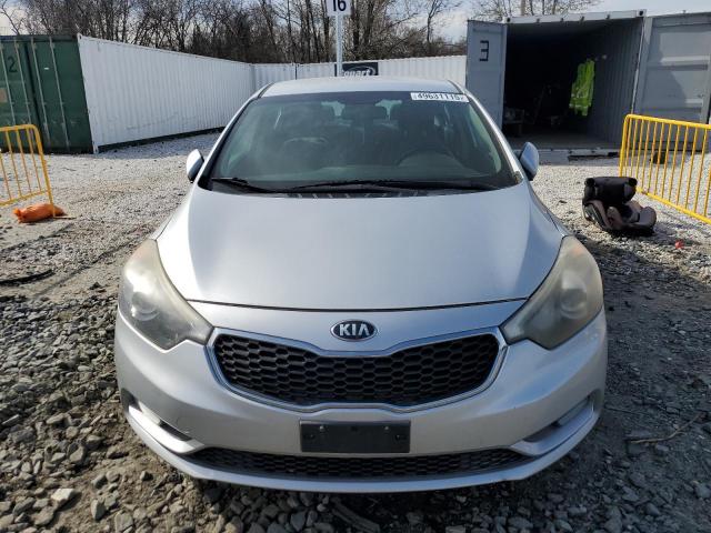 KNAFX4A87G5528162 - 2016 KIA FORTE EX SILVER photo 5