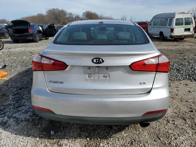KNAFX4A87G5528162 - 2016 KIA FORTE EX SILVER photo 6