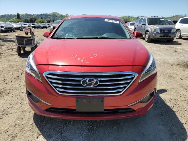 5NPE24AF1HH444755 - 2017 HYUNDAI SONATA SE RED photo 5