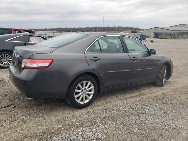 4T4BF3EK8BR101660 - 2011 TOYOTA CAMRY BASE GRAY photo 3
