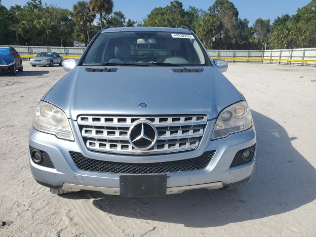 4JGBB8GB0AA598168 - 2010 MERCEDES-BENZ ML 350 4MATIC BLUE photo 5