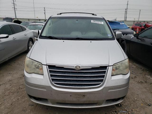 2A4RR5D17AR229225 - 2010 CHRYSLER TOWN & COU TOURING 银色 照片 5